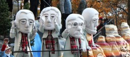 Mt Rushmore costumes from the South Dakota float